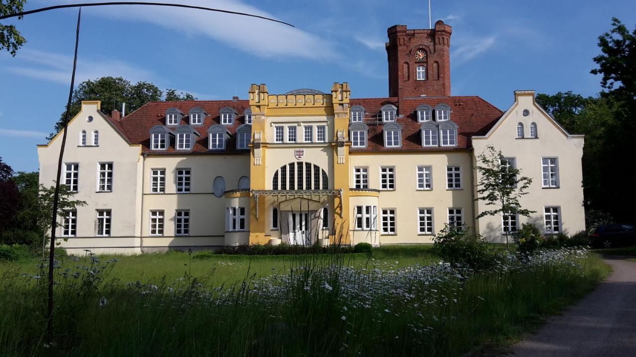 Schloss Lelkendorf, Fewo Gross Gievitz Exterior photo